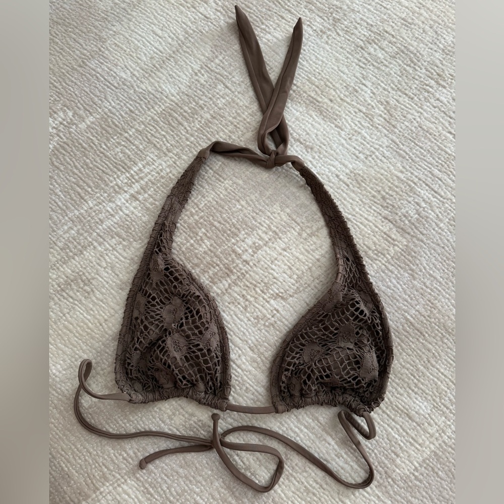 Lulu Fama Cosita Buena halter bikini top